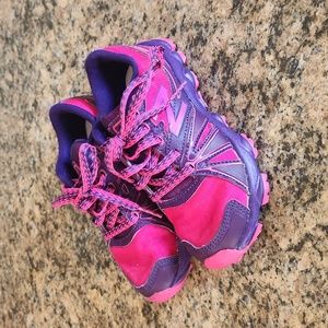 Toddler Girls New Balance Shoes - Size 10.5